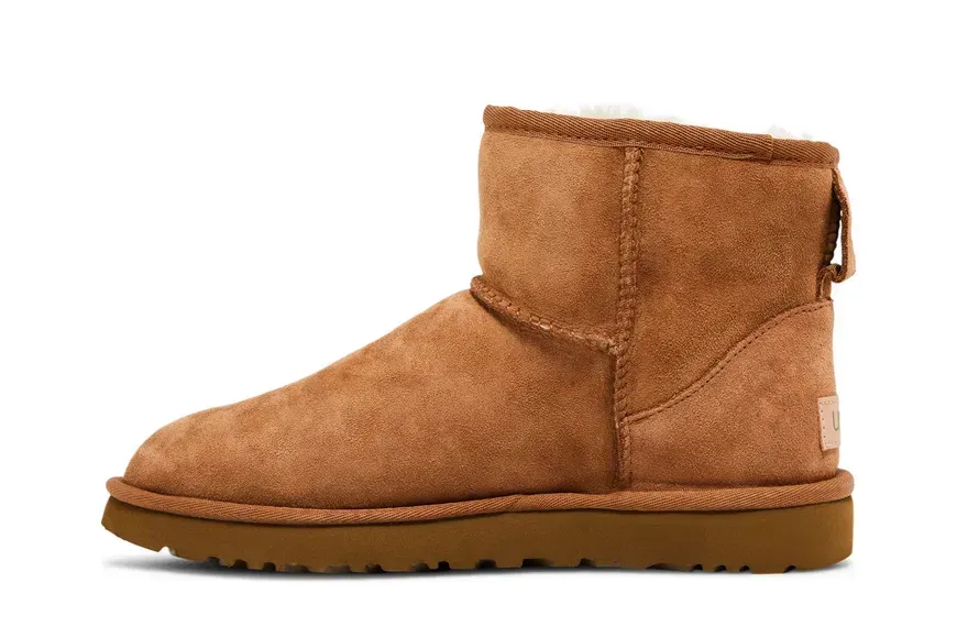 Жіночі черевики UGG Classic Mini II Boot 'Chestnut'| 1016222 CHE фото