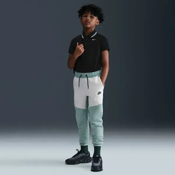 Підліткові штани Nike Sportswear Tech Fleece | HV5869-054 фото