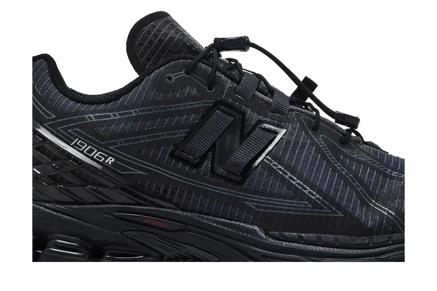 Чоловічі кросівки New Balance 1906R 'Ripstop Pack - Black Magnet'| M1906RNB фото