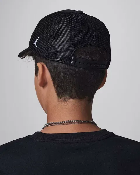 Підліткова бейсболка Jordan Foam Trucker Hat | 9A0940-023 фото