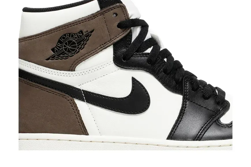 Кросівки Air Jordan 1 Retro High OG 'Dark Mocha'| 555088-105 фото