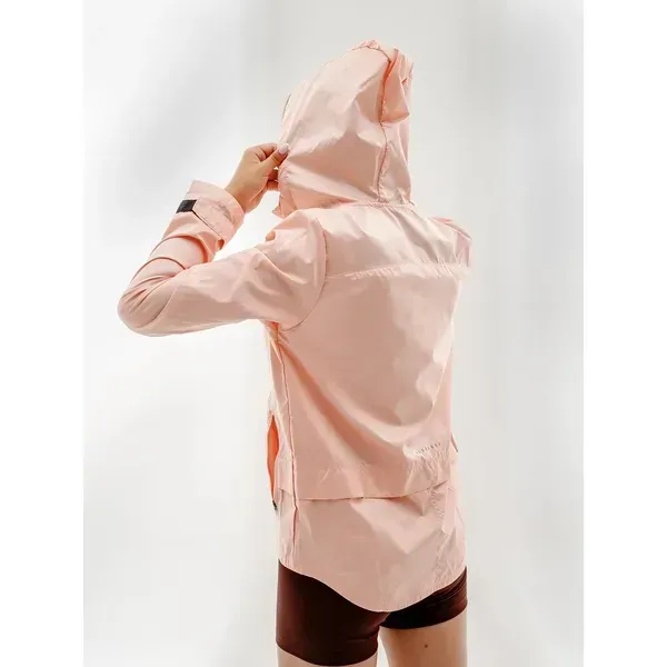 Жіноча вітровка Nike Essential Running Jacket | CU3217-800 фото