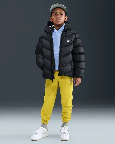 Дитяча куртка Nike Sportswear All Day Play Therma-FIT Puffer Jacket | HQ4976-010 фото